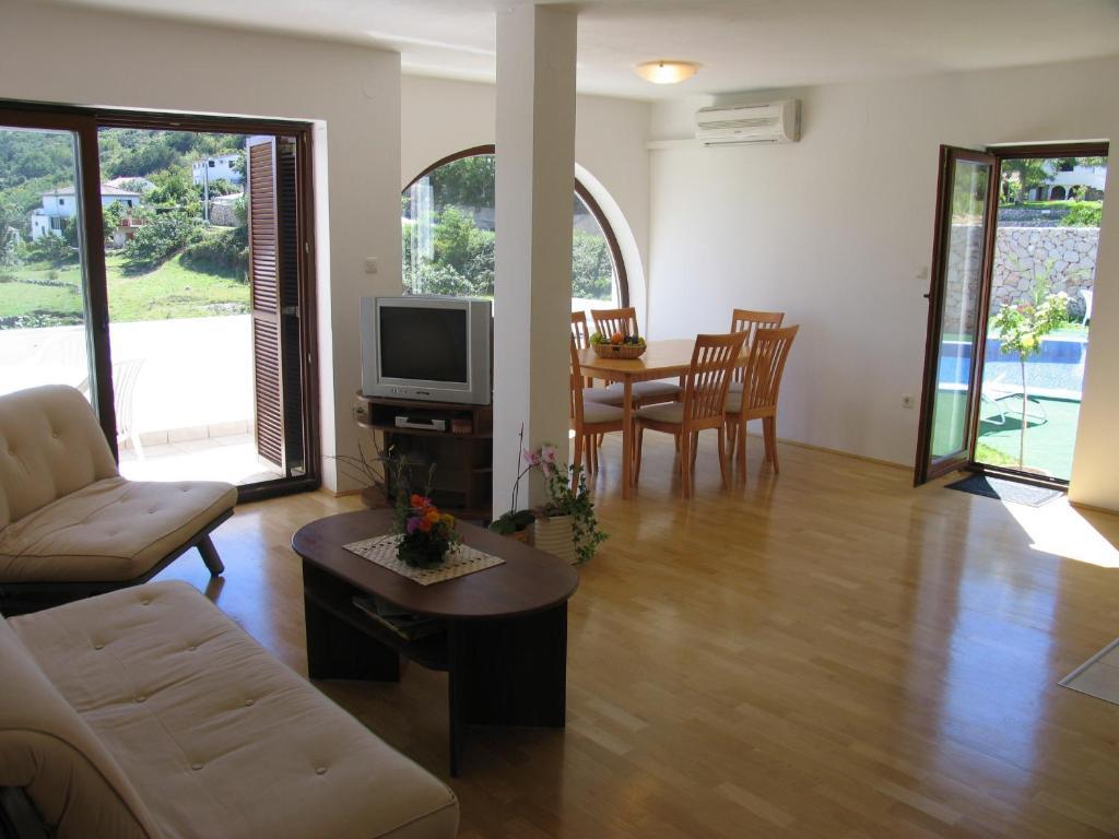 Villa Maja บัชกา ห้อง รูปภาพ